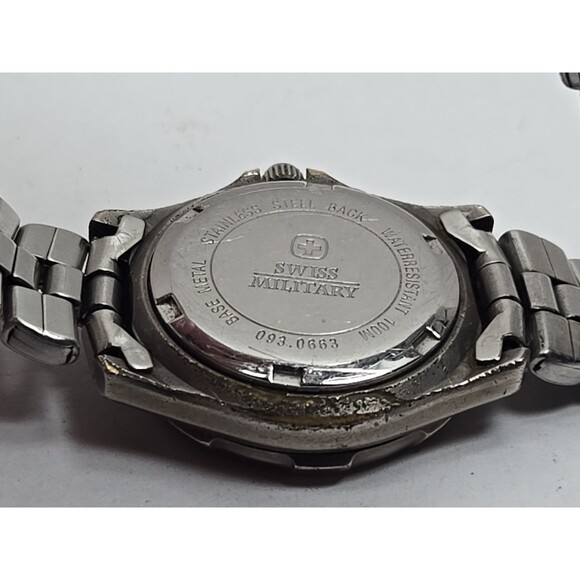 Swiss Military 0930663 100 m Quartz Field Watch White Dial Date New Battery 32mm - Picture 12 of 13